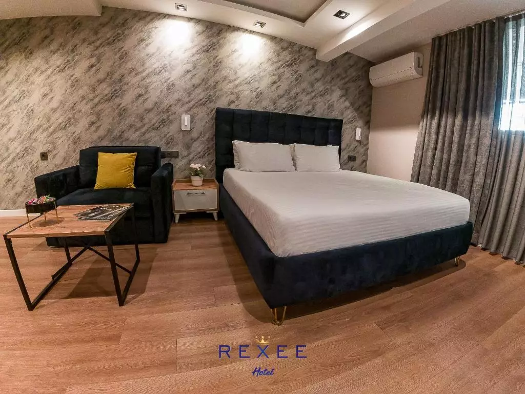 اتاق Rexee Hotel